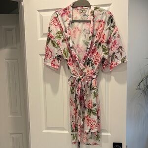 Show Me Your Mumu Robe